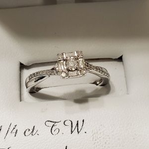 1/4 Diamond ring size 7